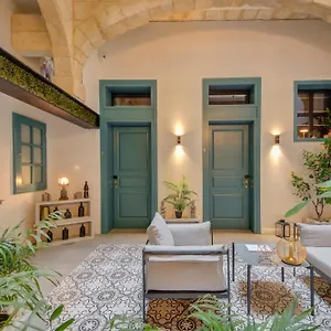 https://23-boutique.qawrahotelsmalta.org